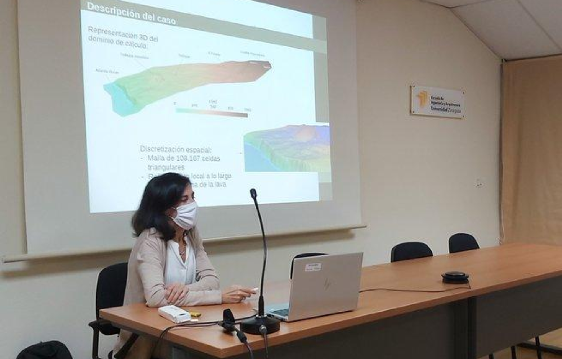 Pilar García-Navarro imparte una conferencia para el Ateneo de la Universidad de Zaragoza
